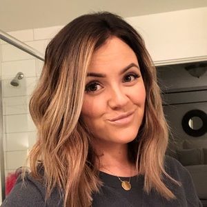 Meet your Posher, Jenny